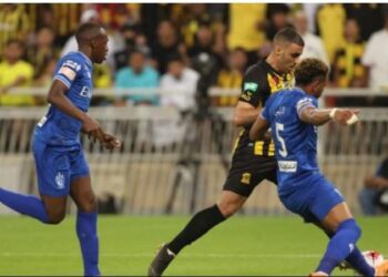 مواعيد مباريات اليوم.. قمة الاتحاد ضد الهلال ومانشستر يونايتد مع لانس