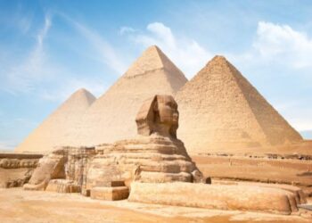 غلق منطقة الأهرامات بالجيزة لمدة شهرين ضمن أعمال التطوير.. الحكومة ترد