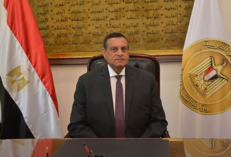 وزير التنمية المحلية : سند الخير تجوب المناطق الشعبية والأكثر احتياجا وتحقق مبيعات 339 مليون جنيه 1 وزير التنمية المحلية : سند الخير تجوب المناطق الشعبية والأكثر احتياجا وتحقق مبيعات 339 مليون جنيه