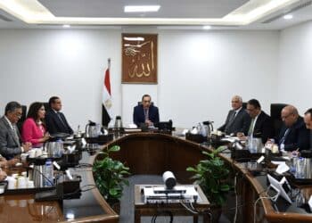 رئيس الوزراء يتابع مخططات المنطقة الاستثمارية بـأبو رواش بمحافظة الجيزة