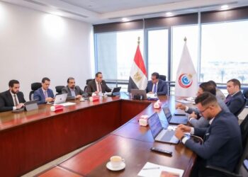 وزير الصحة يعقد اجتماعه الدوري مع قيادات الوزارة لمتابعة معدلات العمل ضمن المبادرة الرئاسية حياة كريمة