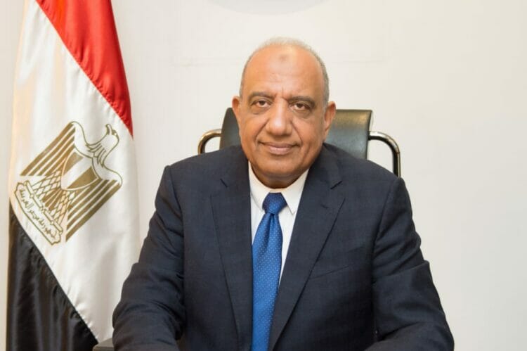 وزير قطاع الأعمال العام يستعرض مؤشرات أداء القابضة للأدوية 1 وزير قطاع الأعمال العام يستعرض مؤشرات أداء القابضة للأدوية