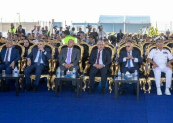 اقتصادية قناة السويس تحتفل بتدشين عقود التزام لمحطة حاويات 2 ومحطة متعددة الأغراض