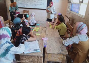 المكتبة المتنقلة تواصل تنفيذ أنشطتها الفنية والثقافية بمركز مطاي بالمنيا