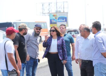 محافظ دمياط تتابع الأعمال الجارية لرصف طريق شطا ضمن مخطط تطويره