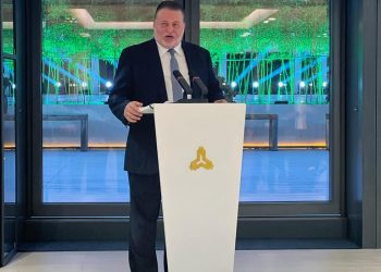 محافظ البنك المركزي المصري يلتقي بنظيره الصيني لتعزيز التعاون الاقتصادي بين البلدين في العاصمة بكين