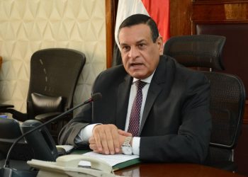 وزير التنمية المحلية يوجه برفع درجة الاستعداد بالمحافظات تحسباً لموجة الطقس السيئ التى تتعرض لها البلاد