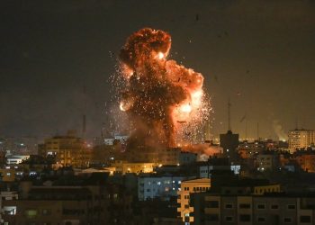 اسرائيل تشن هجوماً جوياً على قطاع غزة