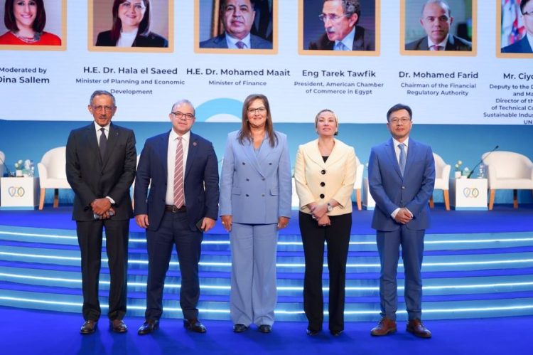 وزيرة التخطيط والتنمية الاقتصادية تشارك في فعاليات مؤتمر مصر الأول للاستثمار البيئي والمناخي