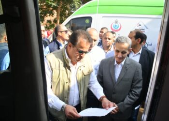 وزير الصحة ومحافظ الغربية يتفقدان عدداً من المنشآت الصحية بالمحافظة