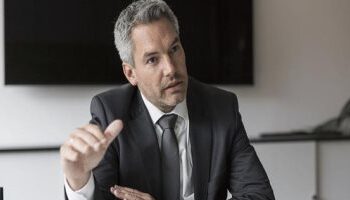 يشيد مستشار النمسا  باتصالات أجراها مع الرئيس السيسي بشأن فلسطين