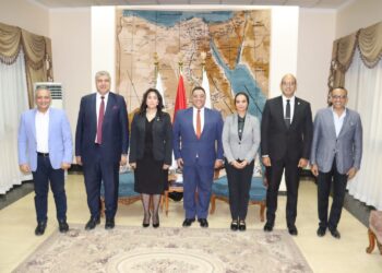 مستشار وزير التعليم العالي والبحث العلمي للانشطة الطلابية ومدير معهد إعداد القادة: يؤكد على دور المعهد فى مواجهة الأفكار المتطرفة والمعتقدات المغلوطة