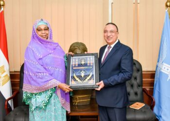 محافظ الإسكندرية يبحث مع سفيرة جمهورية النيجر تعزيز سبل التعاون بين الجانبين.