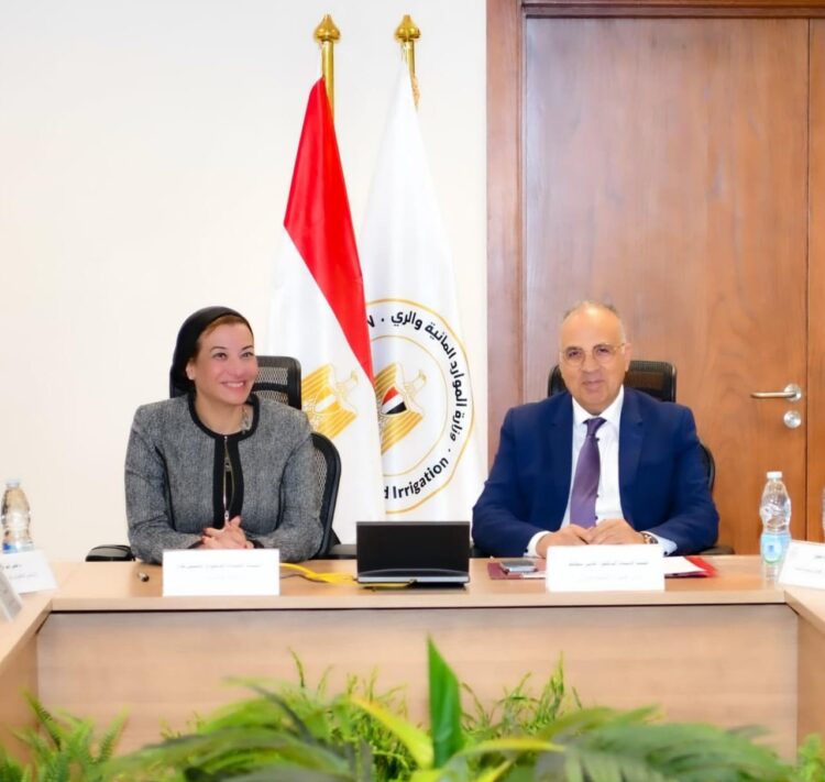 وزيرة البيئة : الجناح الرسمي المصري في مؤتمر المناخ COP28 سيتيح الفرصة لعرض قصص نجاح مصر في التكيف مع آثار تغير المناخ. 1 وزيرة البيئة : الجناح الرسمي المصري في مؤتمر المناخ COP28 سيتيح الفرصة لعرض قصص نجاح مصر في التكيف مع آثار تغير المناخ.