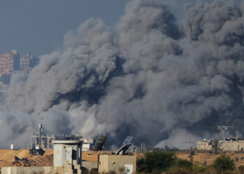 قطر تعلن التوصل لاتفاق هدنة إنسانية في غزة.