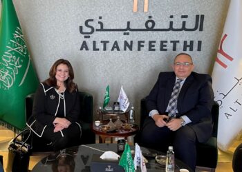 وزيرة الهجرة تصل للمملكة العربية السعودية لحث المصريين بالخارج على المشاركة في الانتخابات الرئاسية.