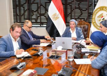 وزيرة البيئة: سنطرق مختلف النوافذ التمويلية لتنفيذ أكبر قدر من المشروعات .