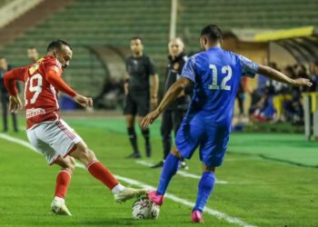 الأهلي يقع في فخ التعادل سلبيا مع سموحة