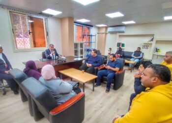 وكيل وزارة الصحة بمطروح يتفقد العيادات الخارجية بمستشفى التوليد والصحة الانجابية.