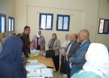 وكيل التعليم بمطروح يتابع انطلاق إجراءات التعاقد مع المقبولين في مسابقة ال ٣٠ ألف معلم