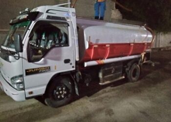 التحفظ علي سيارة محملة بكميات كبيرة من تقاوي القمح و السولار الغير مصرح بتداولها بمطروح.