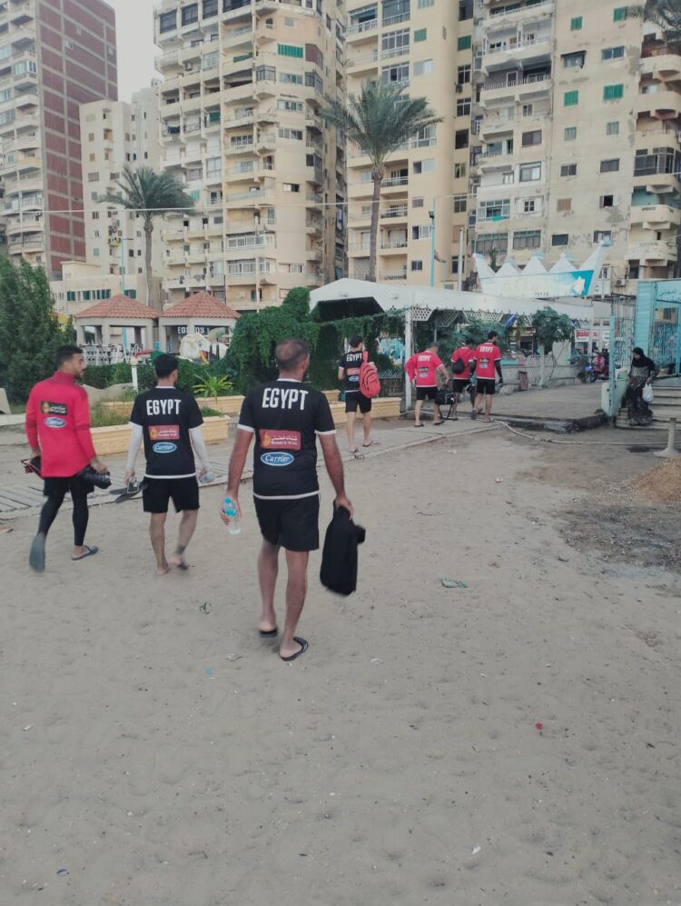 محافظ الإسكندرية: شاطئ سيد درويش المجاني يستقبل معسكر تدريب المنتخب الوطني لكرة القدم الشاطئية.