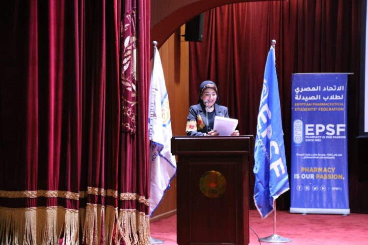 انعقاد المؤتمر العلمي السنوي للاتحاد المصري للطلاب بكلية الصيدلة جامعة المنصورة.