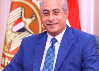 وزير العمل يوجه بسرعة إنجاز برنامج تدريب الشباب في 8 محافظات بالصعيد .