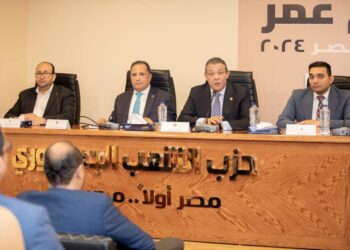 المرشح الرئاسي حازم عمر يجتمع أمانة الشباب بحزب الشعب الجمهوري.