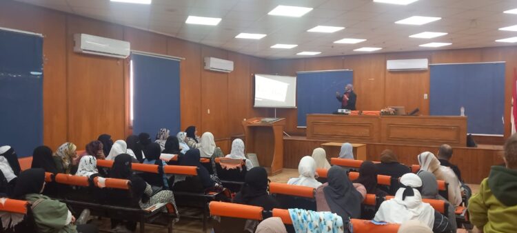 مديرية الشئون الصحية بمطروح تنفذ 4 دورات تدريبية علي أعمال المبادرات الرئاسية. 1 مديرية الشئون الصحية بمطروح تنفذ 4 دورات تدريبية علي أعمال المبادرات الرئاسية.