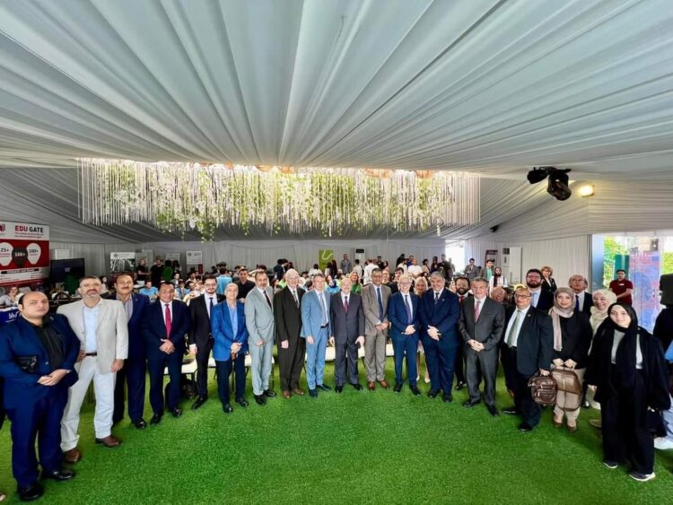 اقبال شباب مصر على معرض التعليم الروسي. 1 اقبال شباب مصر على معرض التعليم الروسي.