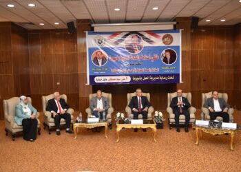 وزير العمل ومحافظ أسيوط يفتتحان ملتقى للسلامة والصحة المهنية في “أسمنت أسيوط”بمشاركة 72 شركة.