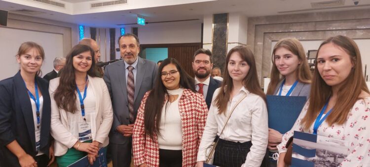 بحضور "الوزير "و"السفير جاد" استعراض المشاركة المصرية لمهرجان الشباب في روسيا 1 بحضور “الوزير “و”السفير جاد” استعراض المشاركة المصرية لمهرجان الشباب في روسيا