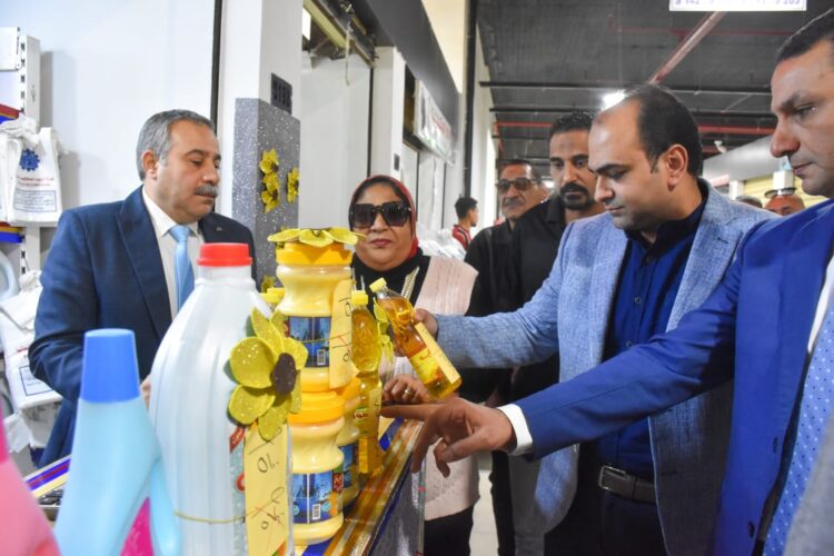 افتتاح مقرًا جديدًا لمبادرة خفض أسعار السلع الغذائية الأساسية بالسوق التجاري بمحطة مصر 1 افتتاح مقرًا جديدًا لمبادرة خفض أسعار السلع الغذائية الأساسية بالسوق التجاري بمحطة مصر