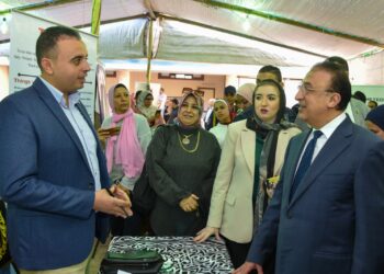 محافظ الإسكندرية يفتتح الملتقى التوظيفي الرابع لخريجي المدارس الفنية بالإسكندرية