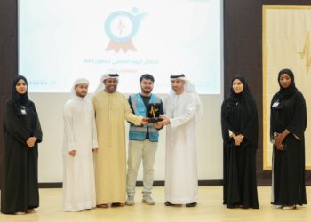 “مؤسسة دبي” لخدمات الإسعاف تكرم فريق شكرا لعطائك التطوعي