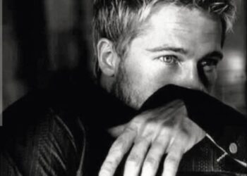 قصيدة  «داء الهَوى»