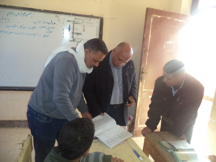 وكيل التعليم بمطروح يتابع انتظام الدراسة في إدارتي الضبعة والمعلمين 1 وكيل التعليم بمطروح يتابع انتظام الدراسة في إدارتي الضبعة والمعلمين