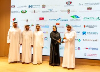 مستشفى الفجيرة يكرم فريق شكراً لعطائك التطوعي