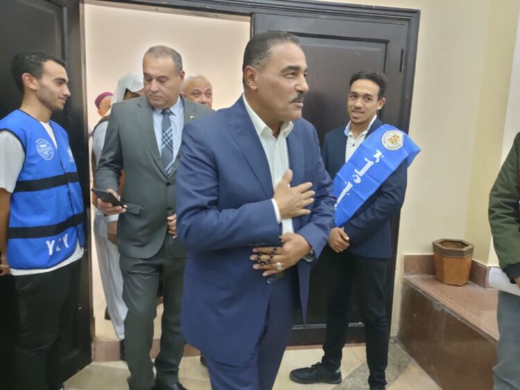 محافظ مطروح يشارك في مؤتمر مديرية الشباب والرياضة للتوعية بأهمية المشاركة السياسية