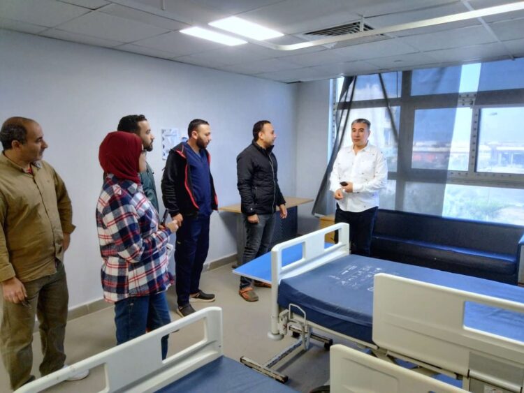 وكيل "صحة مطروح" يتابع تجهيزات العناية المركزة للأطفال بمستشفي النجيلة المركزي تمهيداً لافتتاحها 1 وكيل “صحة مطروح” يتابع تجهيزات العناية المركزة للأطفال بمستشفي النجيلة المركزي تمهيداً لافتتاحها