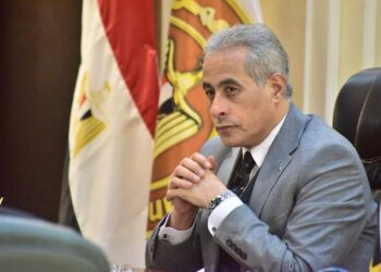 وزير العمل : زيادة 500 جنيه على أجور عمال القطاع الخاص