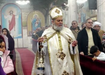 بدء قداس عيد الميلاد المجيد بكنيسة العذراء مريم في مطروح
