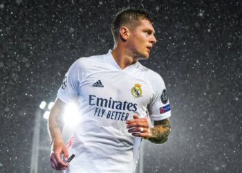 توني كروس وصافرات استهجان الجماهير السعودية