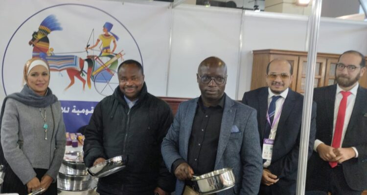 سفير بوروندي في معرض الإنتاج الحربي : صناعتكم ابهرتني ونسعى للإستفادة من التجربة المصرية 1 سفير بوروندي في معرض الإنتاج الحربي : صناعتكم ابهرتني ونسعى للإستفادة من التجربة المصرية