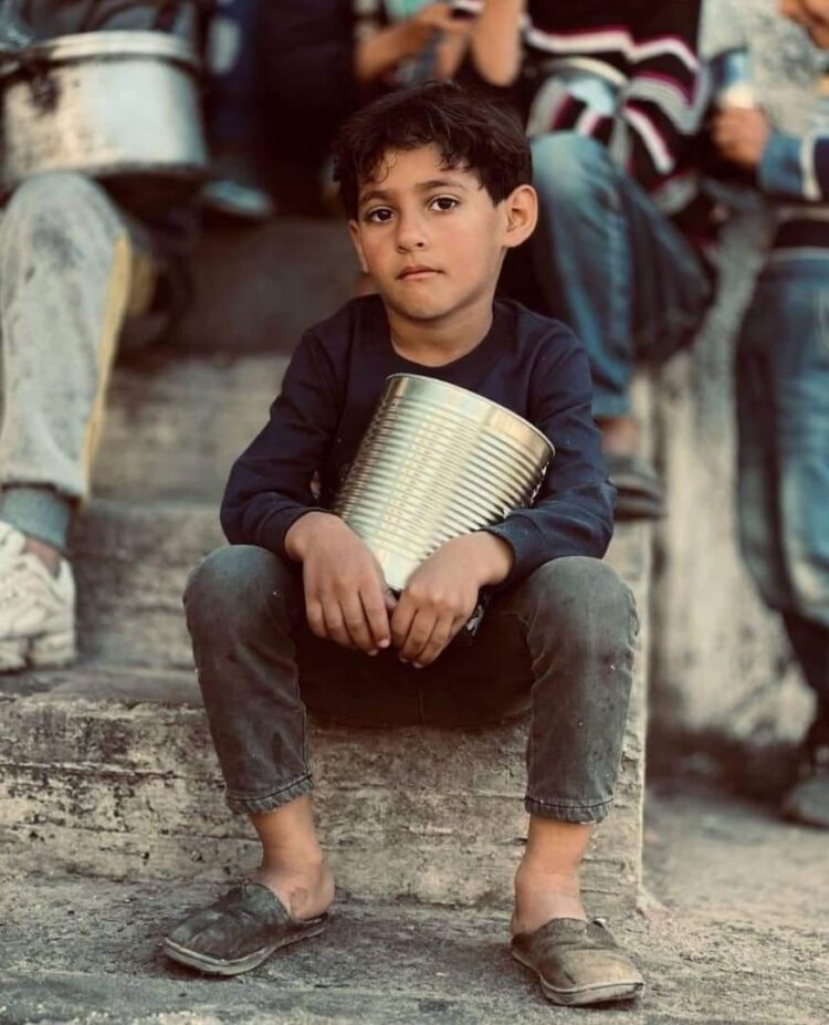 محمد عادل يكتب : نعيش في زمن يتسم بالإزدواجية والتناقض في التعامل مع قضايا حقوق الإنسان 1 محمد عادل يكتب : نعيش في زمن يتسم بالإزدواجية والتناقض في التعامل مع قضايا حقوق الإنسان