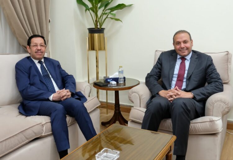 السفير محمد منزلاوي يرحب بالمندوب الدائم لموريتانيا لدى جامعة الدول العربية 1 السفير محمد منزلاوي يرحب بالمندوب الدائم لموريتانيا لدى جامعة الدول العربية