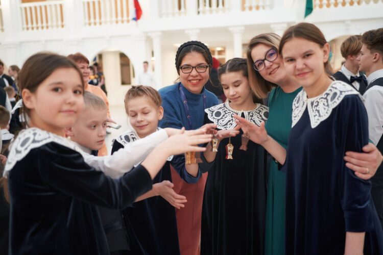 فانوس رمضان في مهرجان سوتشي 1 فانوس رمضان في مهرجان سوتشي