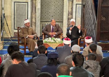 عقب صلاة التراويح.. ملتقى الأزهر للقضايا الإسلامية يناقش الغلو وخطره على استقرار المجتمع