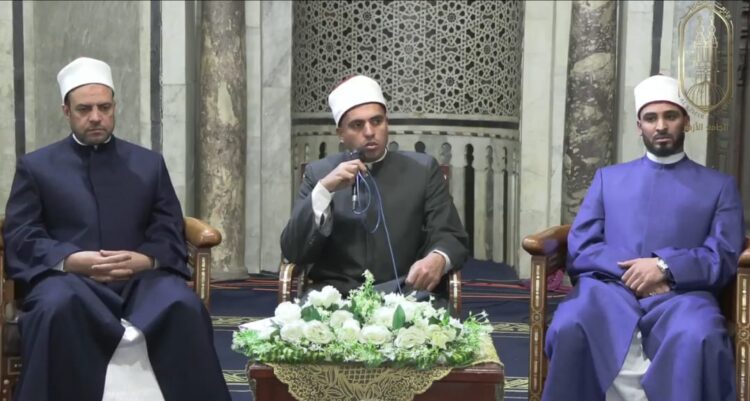 ملتقى العصر بالجامع الأزهر يوضح مفهوم العبادة وخصائصها في الإسلام 1 ملتقى العصر بالجامع الأزهر يوضح مفهوم العبادة وخصائصها في الإسلام